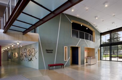 Firehouse-Arts-Center-Grand-Lobby